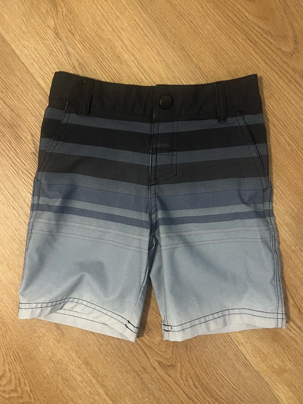 Art Class Boys Gradient Stripe Swim Trunks - Black/Gray